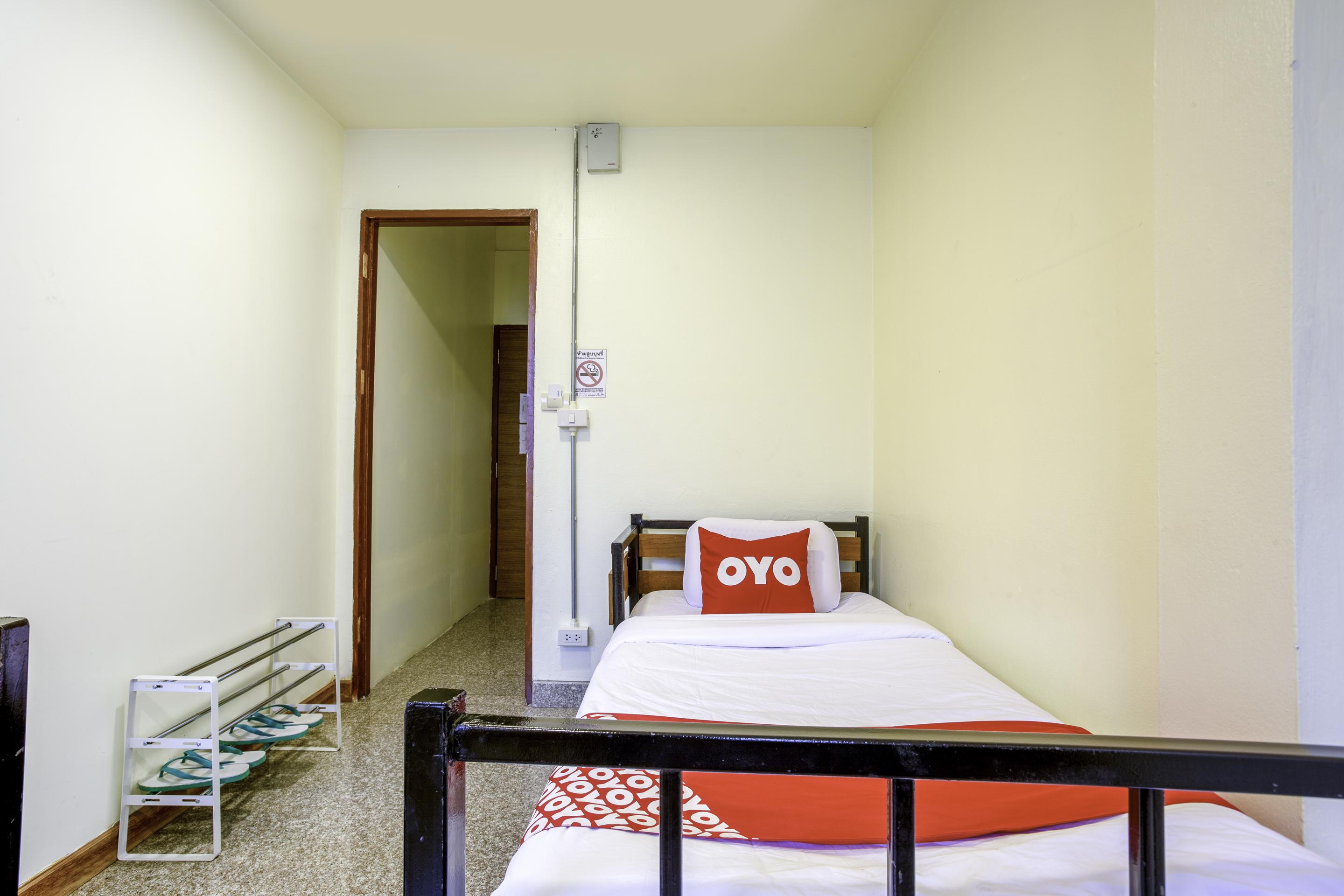 צ'יאנג מאי Oyo 928 Leaf Hostel מראה חיצוני תמונה